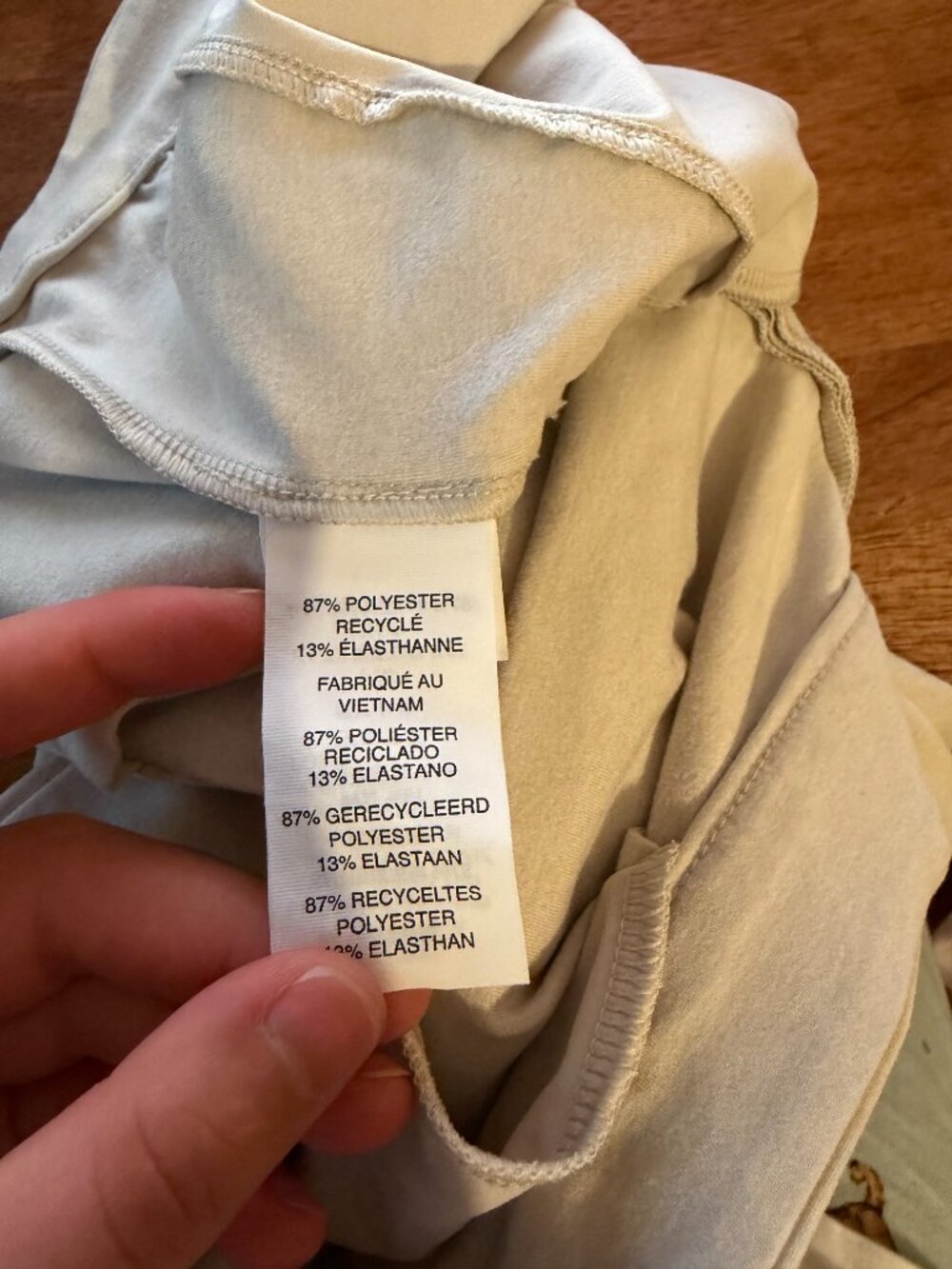 Vuori Khaki Wide Leg Relaxed Fit Elevation Trouser, Size M - Picture 10 of 11